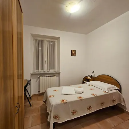 Glauer - D'amico Otel *